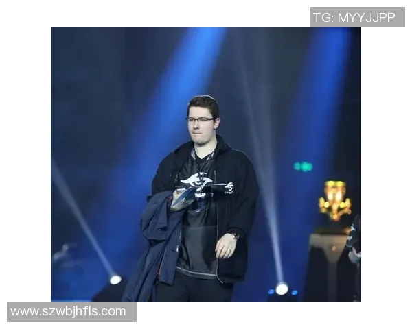 DOTA2最新意识排行榜揭晓FPX战队强势领跑前十名 DOTA2最新意识排行榜揭晓FPX战队强势领跑前十名