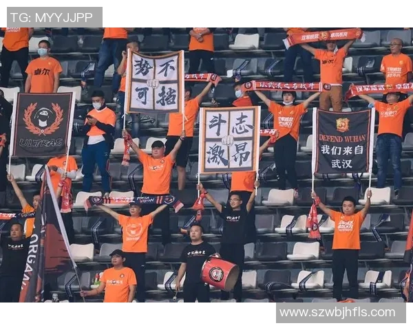 重庆足球队心理素质强劲跻身全国第三名展现球队潜力与韧性 重庆足球队心理素质强劲跻身全国第三名展现球队潜力与韧性